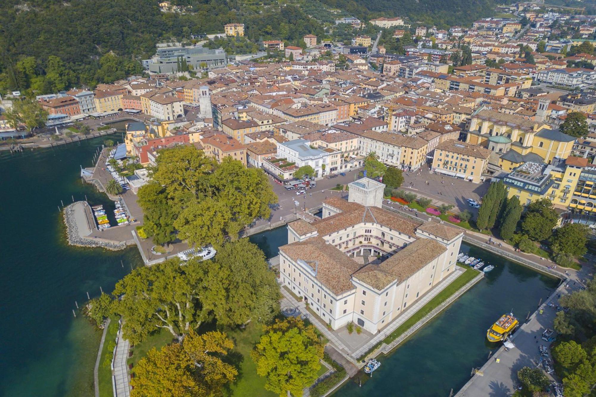 Residenza Rocca Del Lago 4 - Happy Rentals Riva del Garda Exterior foto